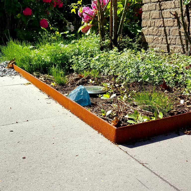Borda achatada em aço corten 23 cm (comprimento 150 cm)