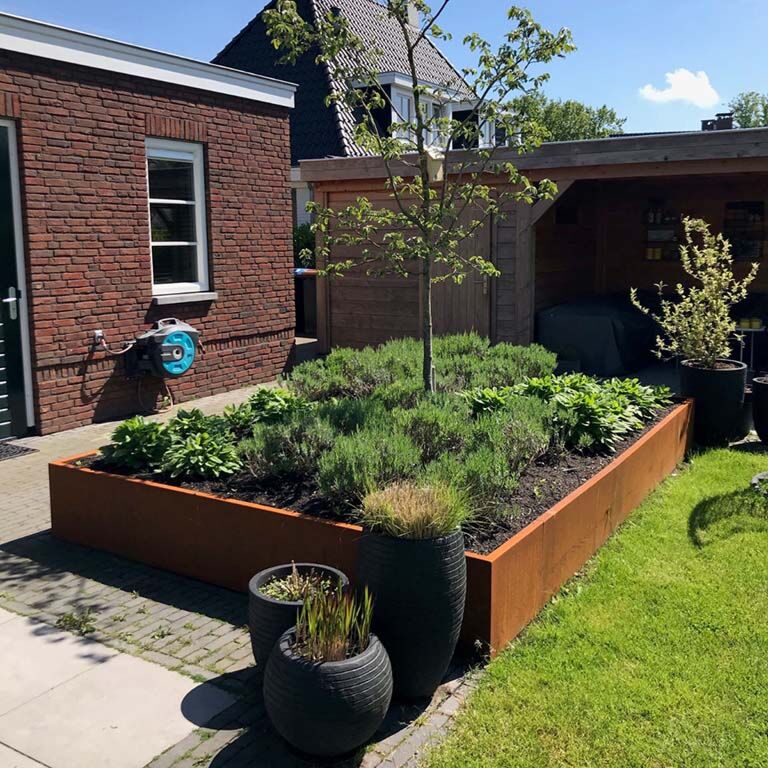 Muro de contenção reto de aço corten 100 cm (altura 50 cm)