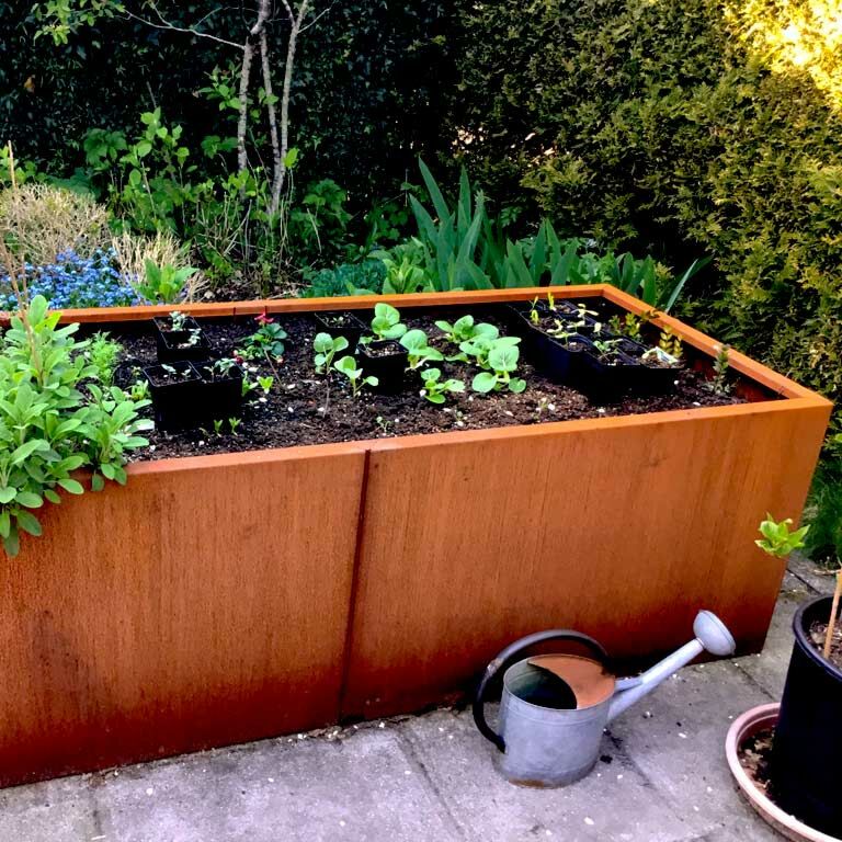 Floreira em aço corten Texas xxl 200 x 80 cm