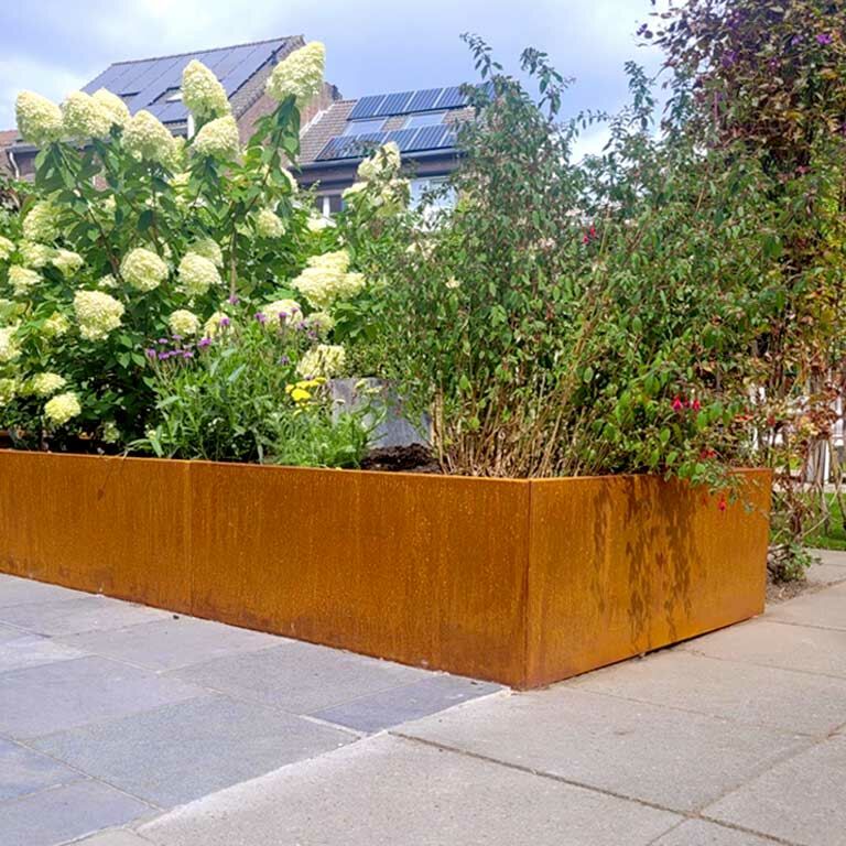 Floreira em aço corten Texas xxl 400 x 120 cm