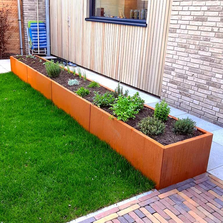 Floreira em aço corten Texas xxl 480 x 60 cm