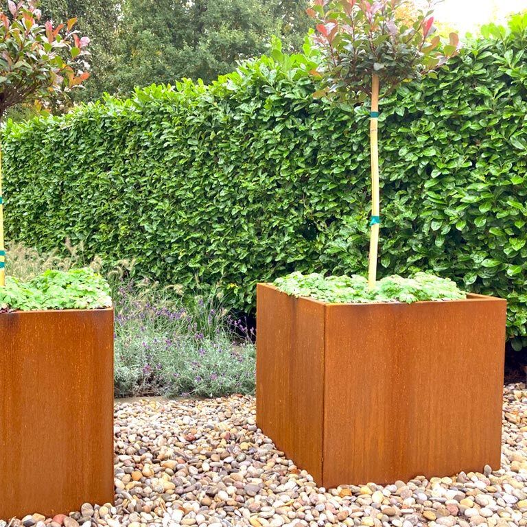 Floreira em aço corten Miami 70 x 70 cm