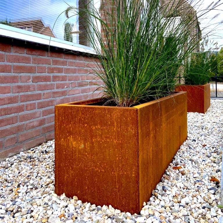 Floreira em aço corten Texas 40 x 100 cm