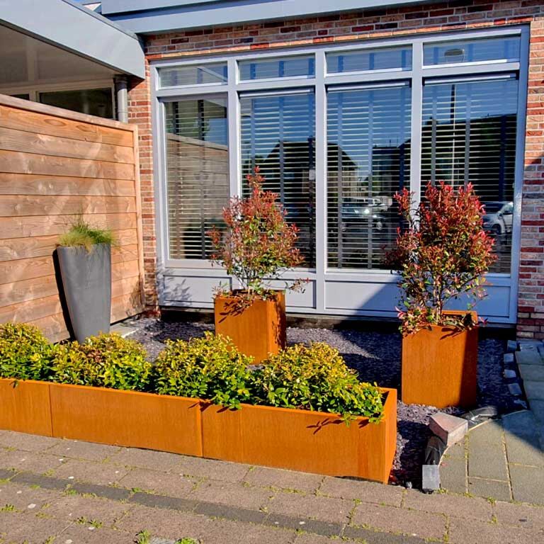 Floreira em aço corten Texas xxl 300 x 50 cm
